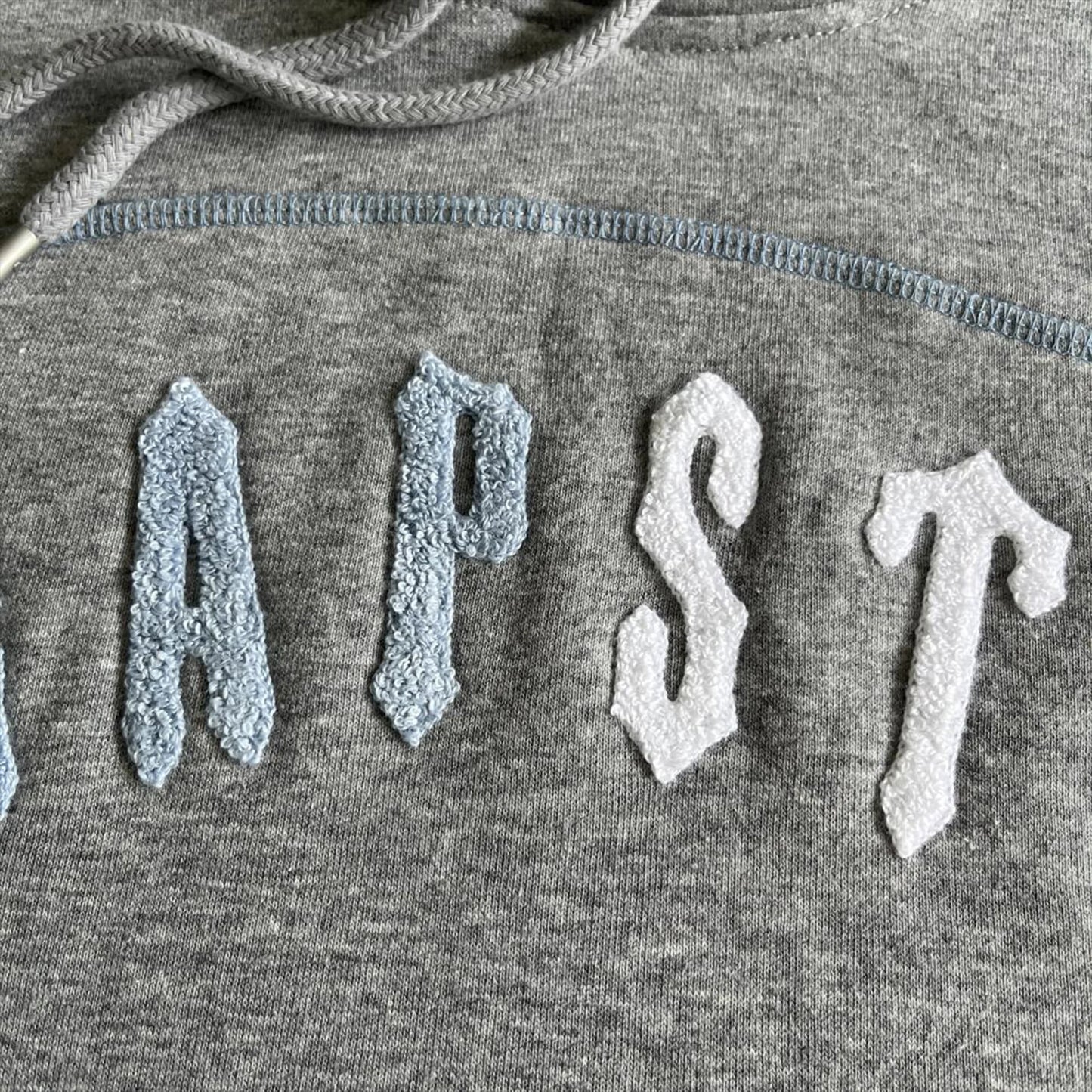 TRAPSTAR IRONGATE CHENILLE ARCH HOODED TRACKSUIT - (GREY / ICE BLUE)