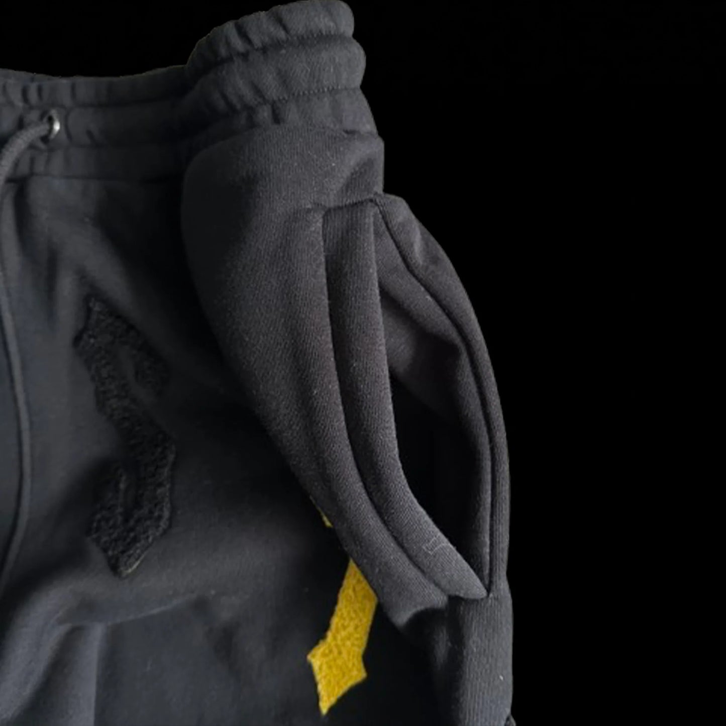 TRAPSTAR IRONGATE ARCH CHENILLE 2.0 TRACKSUIT - (BLACK/YELLOW)