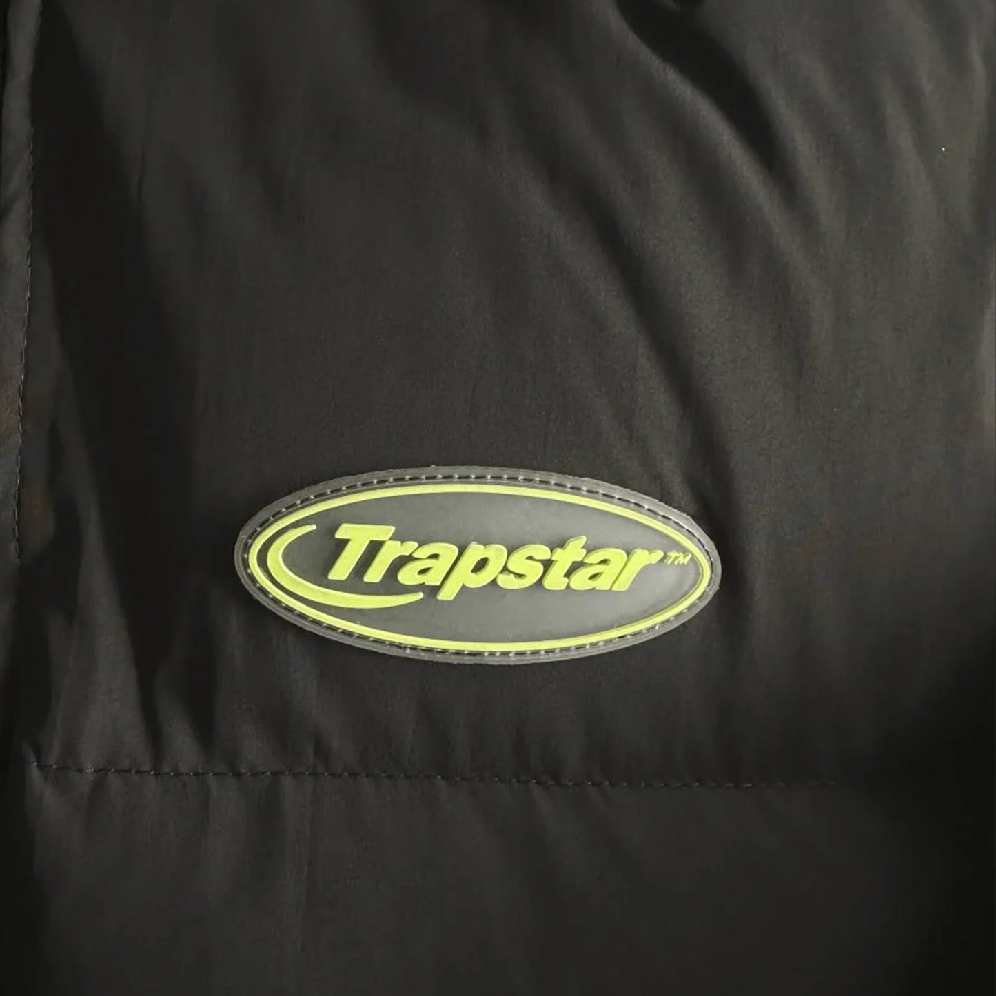 TRAPSTAR HYPERDRIVE DETACHABLE HOODED PUFFER JACKET - (BLACK / LIME GREEN)