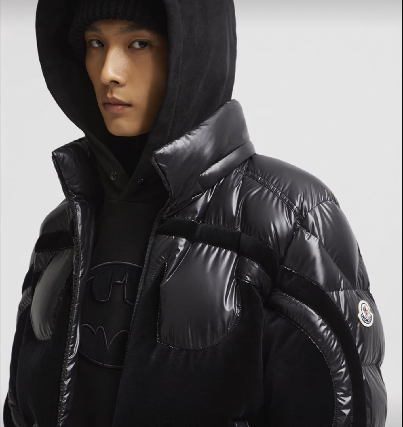 MONCLER SOLANDER BATMAN HOODED SHORT DOWN JACKET